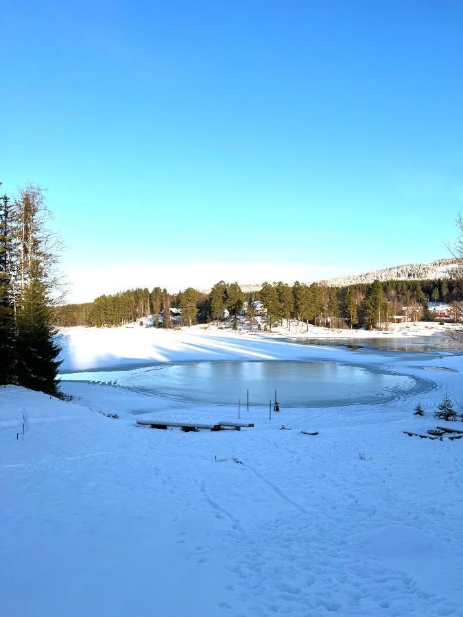 Villa Granhede -Sjoelaege Med Badtunna, Eldstad Med Mera 图什比 外观 照片