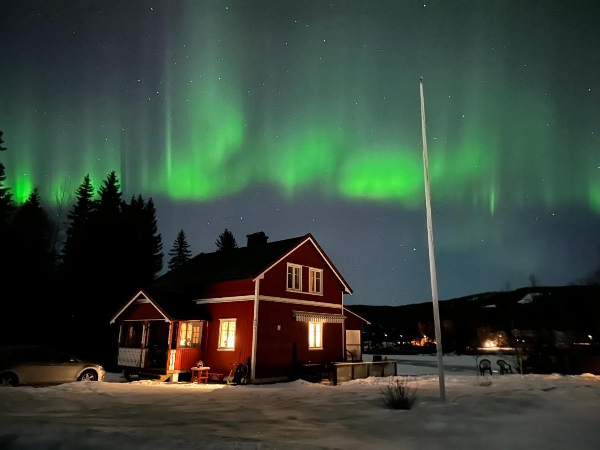 Villa Granhede -Sjoelaege Med Badtunna, Eldstad Med Mera 图什比 外观 照片