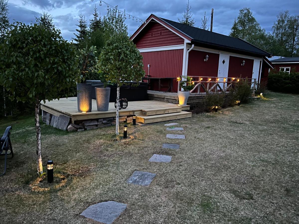 Villa Granhede -Sjoelaege Med Badtunna, Eldstad Med Mera 图什比 外观 照片
